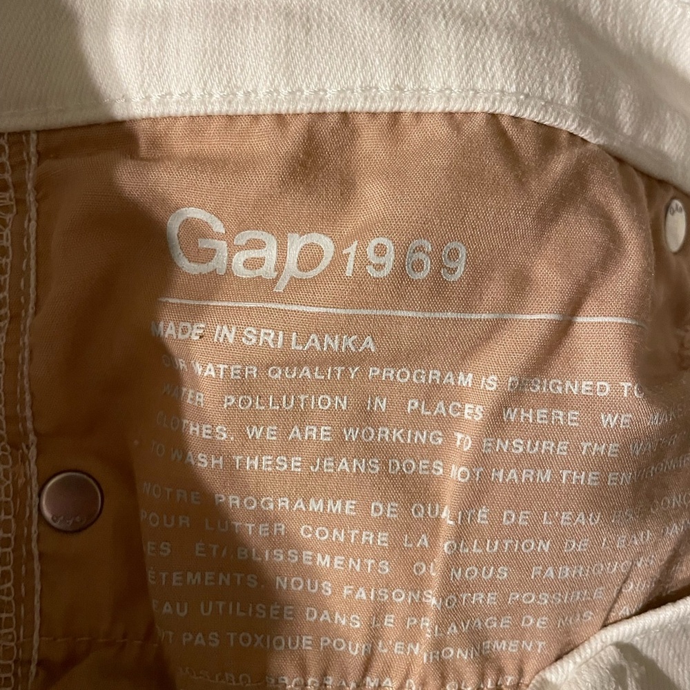 Gap 30r high waist, skinny jeans.